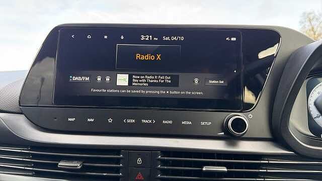 Hyundai I20 1.0T GDi Premium 5dr DCT Petrol Hatchback Lumen Grey - Pearl