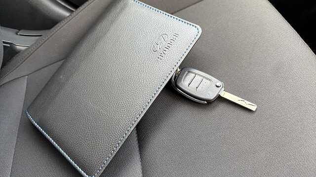 Hyundai I20 1.0T GDi Premium 5dr DCT Petrol Hatchback Lumen Grey - Pearl