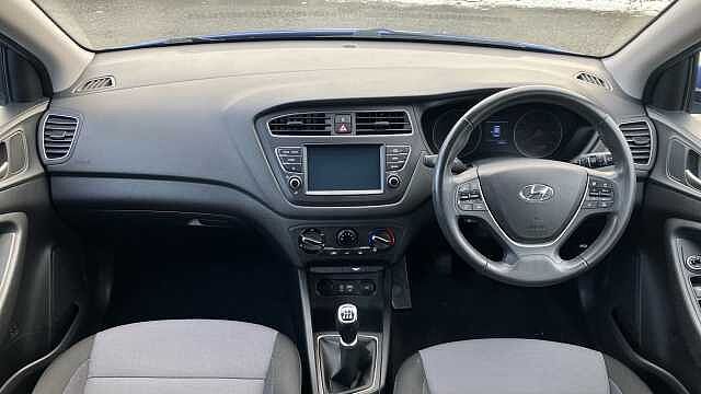 Hyundai i20 1.2 MPi SE 5dr Petrol Hatchback