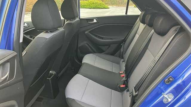 Hyundai i20 1.2 MPi SE 5dr Petrol Hatchback