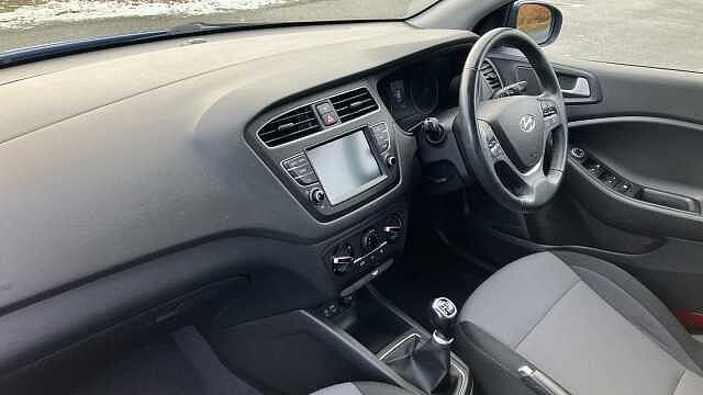 Hyundai i20 1.2 MPi SE 5dr Petrol Hatchback