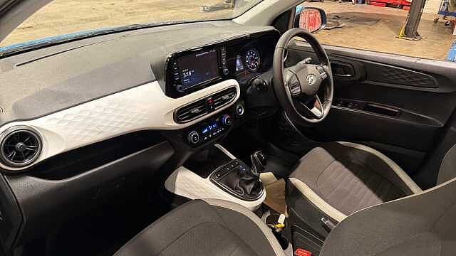 Hyundai I10 1.2 MPi Premium 5dr Auto Petrol Hatchback Turquoise