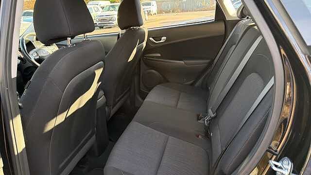 Hyundai KONA 1.6 GDi Hybrid SE Connect 5dr DCT Hybrid Hatchback Black