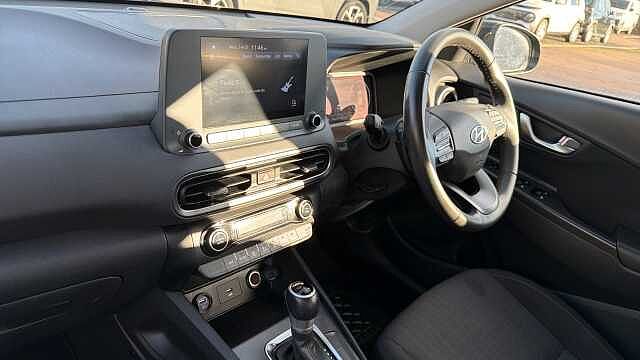 Hyundai KONA 1.6 GDi Hybrid SE Connect 5dr DCT Hybrid Hatchback Black
