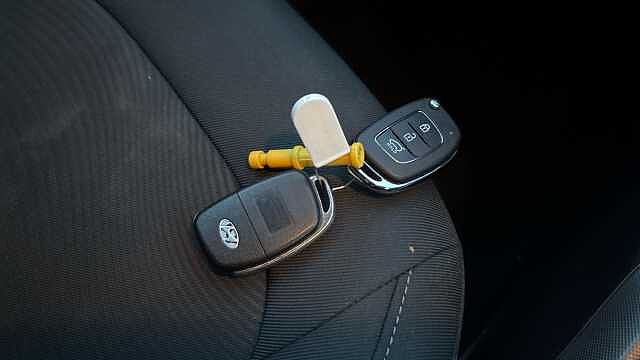 Hyundai i10 1.0 Play 5dr Petrol Hatchback