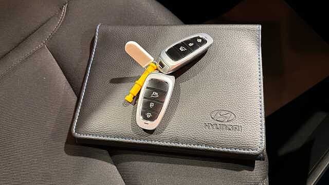 Hyundai TUCSON 1.6 TGDi Hybrid 230 Premium 5dr 2WD Auto Hybrid Estate