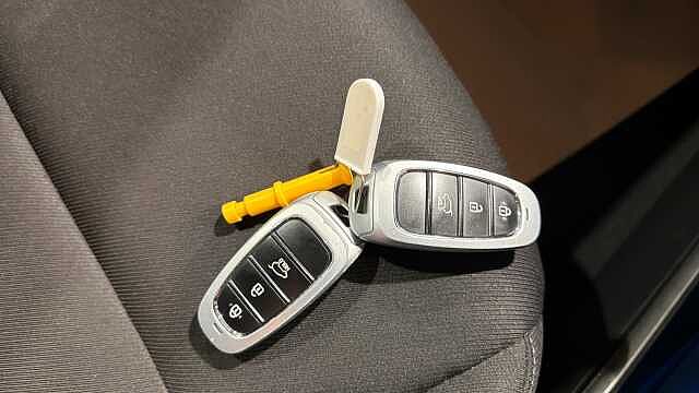 Hyundai TUCSON 1.6 TGDi Hybrid 230 Premium 5dr 2WD Auto Hybrid Estate