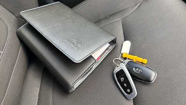 Hyundai TUCSON 1.6 TGDi Hybrid 230 Premium 5dr 2WD Auto Hybrid Estate