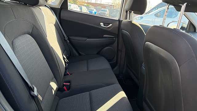 Hyundai KONA 1.6 GDi Hybrid SE Connect 5dr DCT Hybrid Hatchback Grey