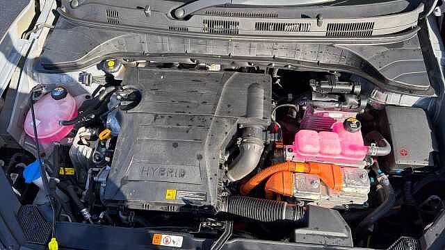 Hyundai KONA 1.6 GDi Hybrid SE Connect 5dr DCT Hybrid Hatchback Grey