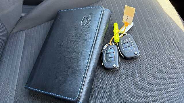 Hyundai I20 1.0T GDi 48V MHD SE Connect 5dr Petrol Hatchback Blue
