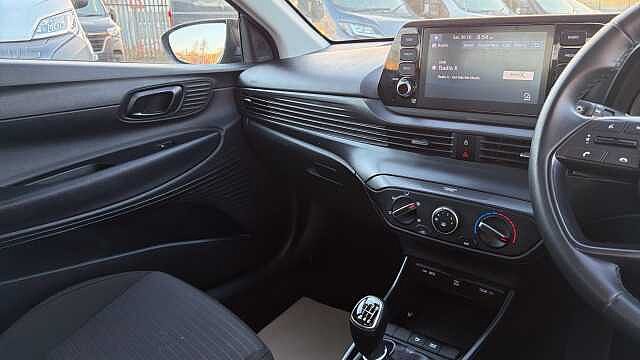 Hyundai I20 1.0T GDi 48V MHD SE Connect 5dr Petrol Hatchback Black