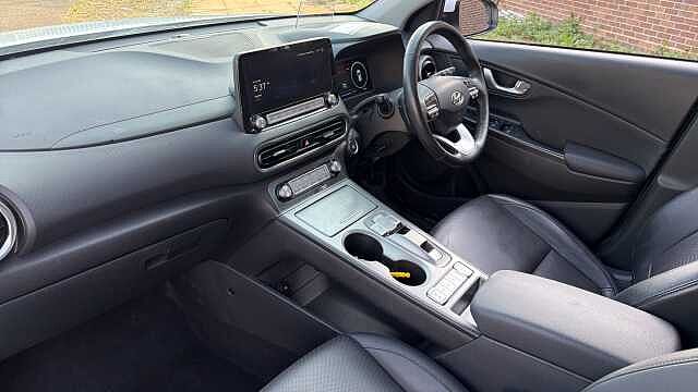 Hyundai KONA 150kW Ultimate 64kWh 5dr Auto Electric Hatchback White
