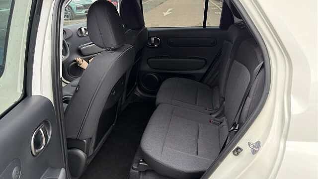 Hyundai INSTER 85kW 02 49kWh 5dr Auto Electric Hatchback Cream