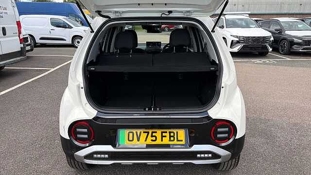 Hyundai INSTER 85kW 02 49kWh 5dr Auto Electric Hatchback Cream