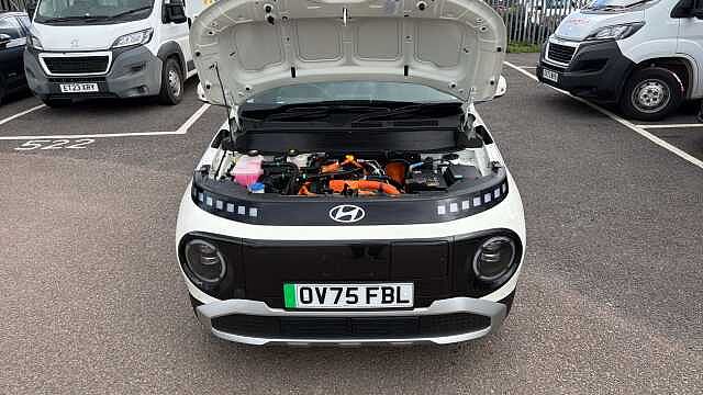 Hyundai INSTER 85kW 02 49kWh 5dr Auto Electric Hatchback Cream