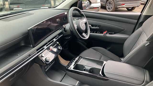 Hyundai TUCSON 1.6T Plug-in Hybrid Advance 5dr Auto Estate Pearl - Ecotronic Grey
