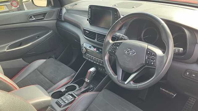 Hyundai TUCSON 1.6 TGDi 177 N Line 5dr 2WD DCT Petrol Estate Red