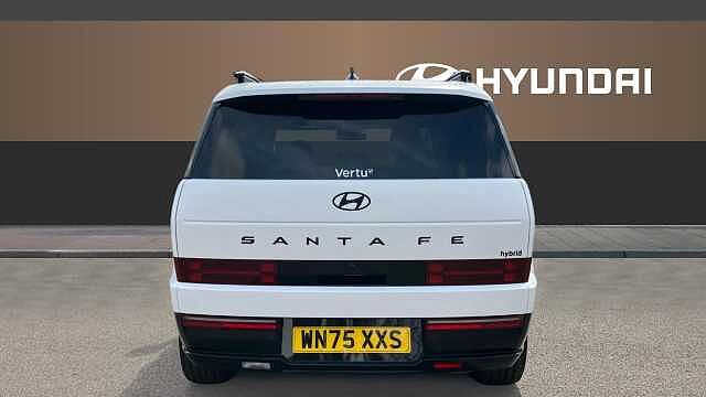 Hyundai SANTA FE 1.6 TGDi Hybrid Calligraphy 5dr 4WD Auto Hybrid Estate