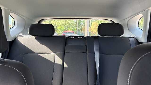 Hyundai KONA 1.6 GDi Hybrid Advance 5dr DCT Hybrid Hatchback Grey
