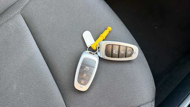 Hyundai TUCSON 1.6 TGDi Hybrid 230 Premium 5dr 2WD Auto Hybrid Estate Grey